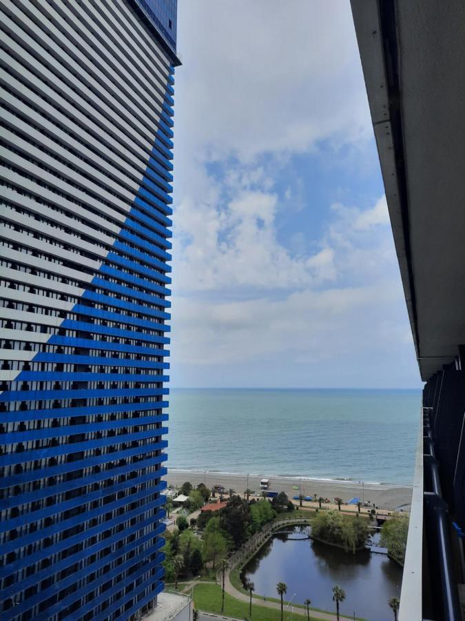 The Best Beach Aparthotel Orbi City Batumi Exterior photo