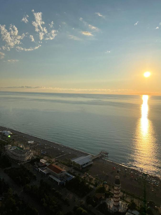 The Best Beach Aparthotel Orbi City Batumi Exterior photo