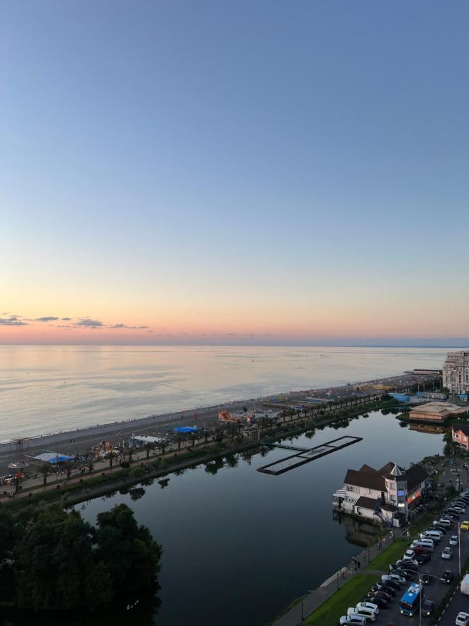 The Best Beach Aparthotel Orbi City Batumi Exterior photo