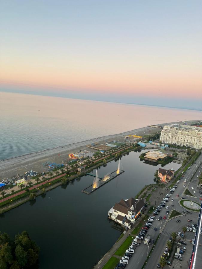 The Best Beach Aparthotel Orbi City Batumi Exterior photo