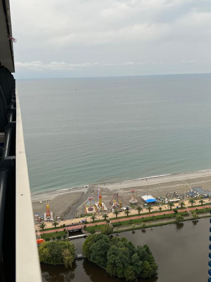 The Best Beach Aparthotel Orbi City Batumi Exterior photo